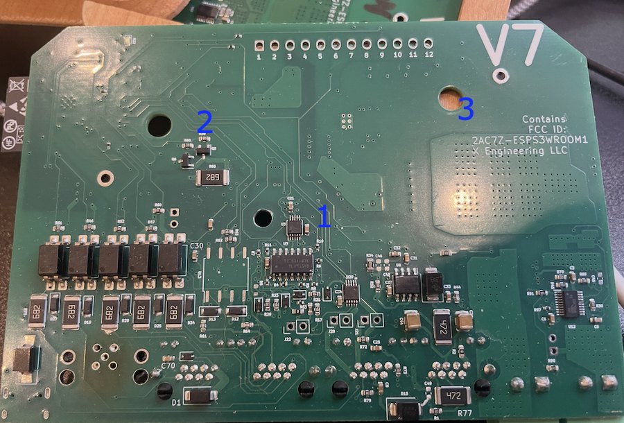 Circuit board with its three mounting holes marked 1, 2 and 3 in blue